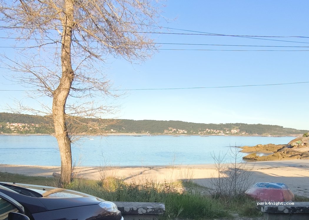 (36945) Menduiña - 72 Rúa Baixada á Praia de Menduíña — foto 4