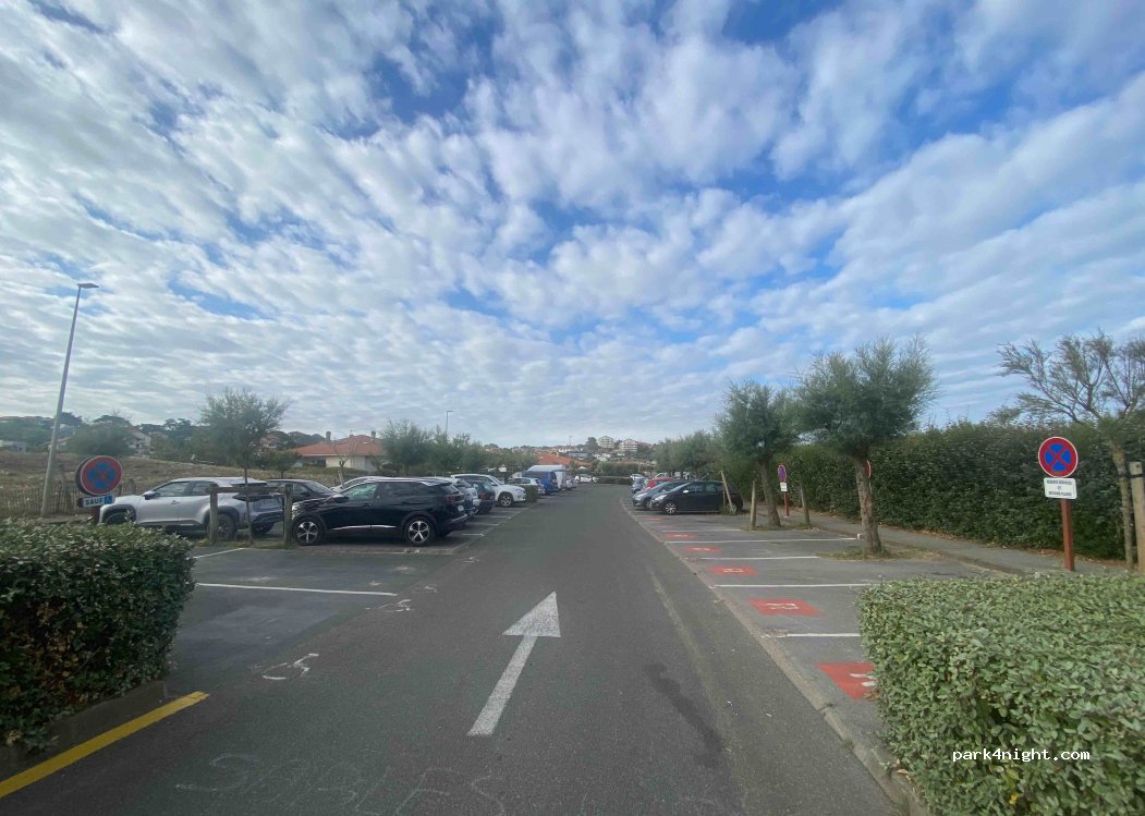 (64600) Anglet - 10 Avenue des Mailhouns — foto