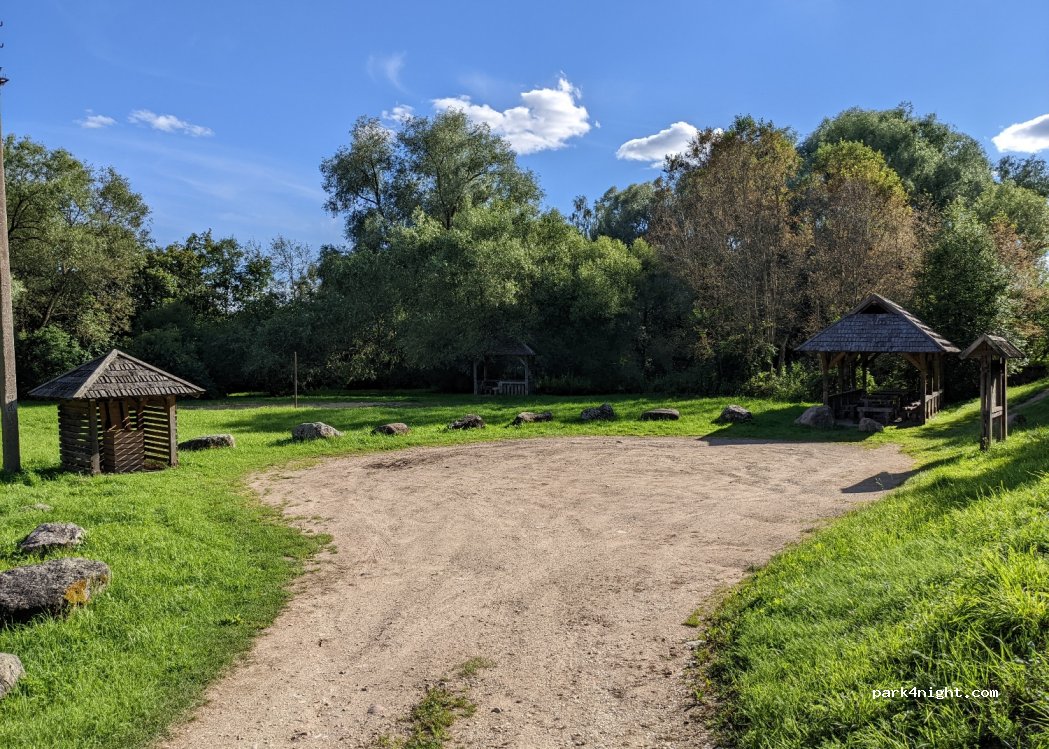 (84311) Žagarė - Unnamed Road — foto