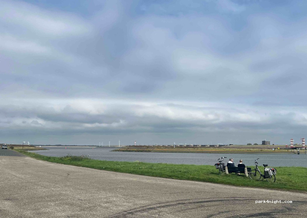 (3251) Stellendam - Meester Snijderweg — foto 2