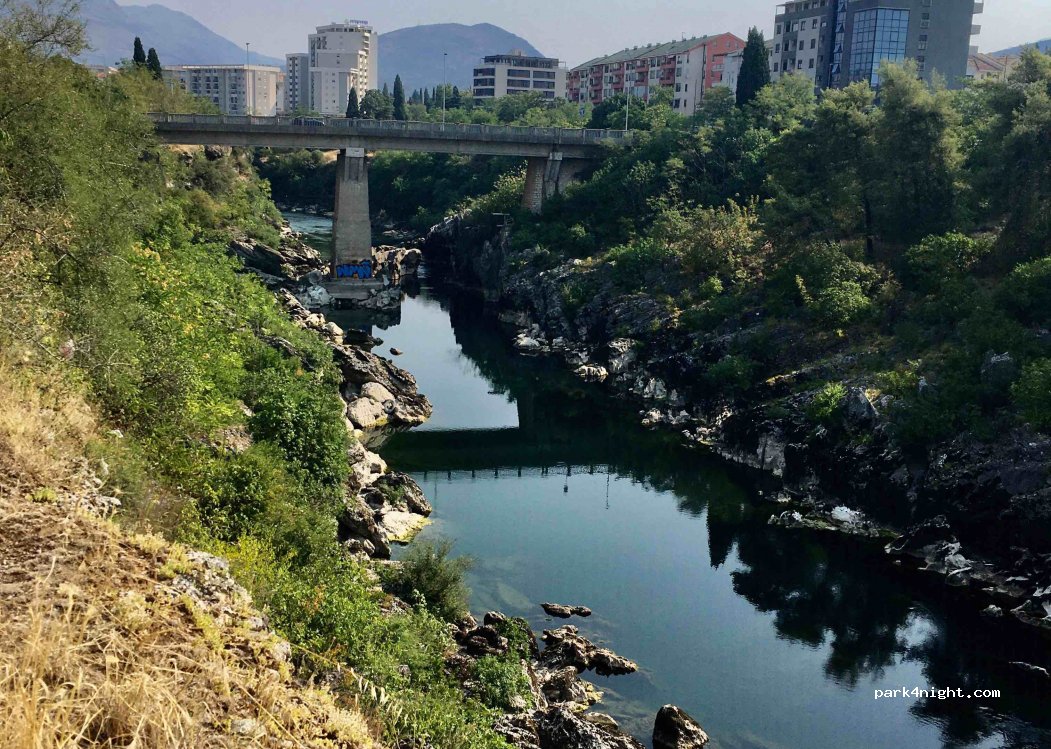 (81000) Podgorica - Unnamed Road — foto