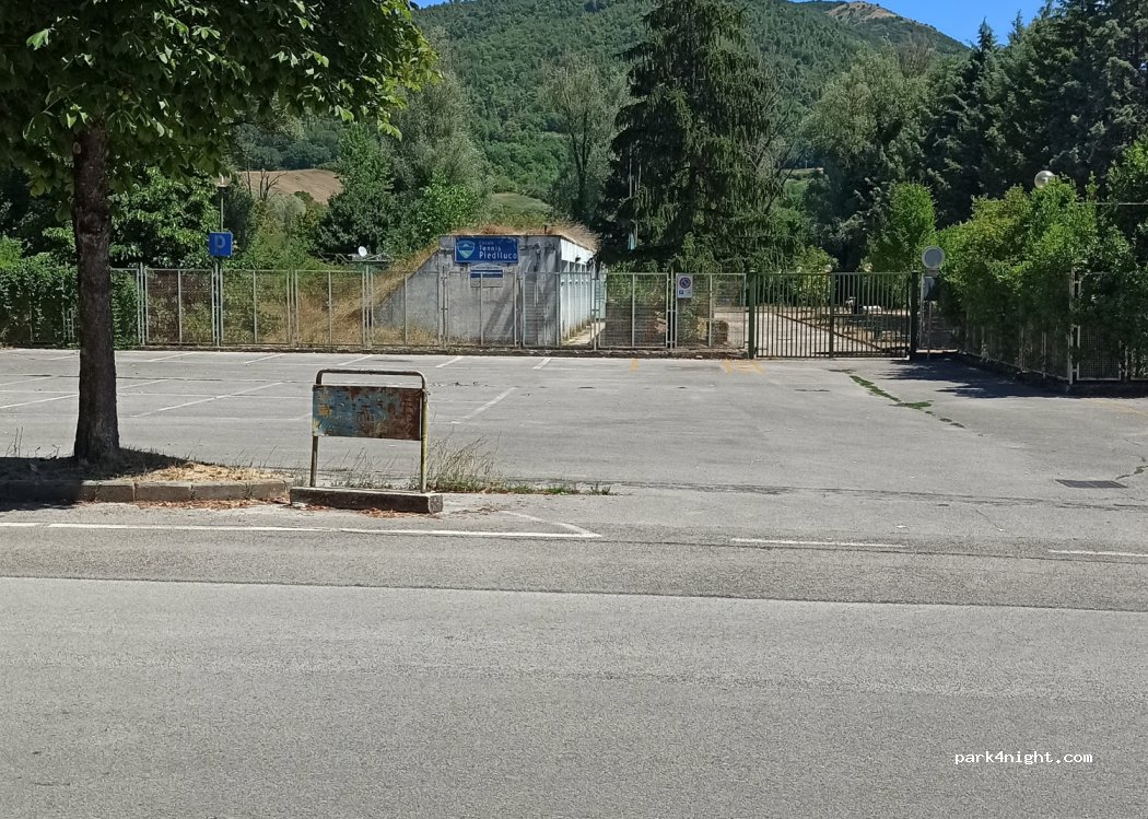 (05100) Piediluco - 6 Viale della Pace tra i Popoli — foto