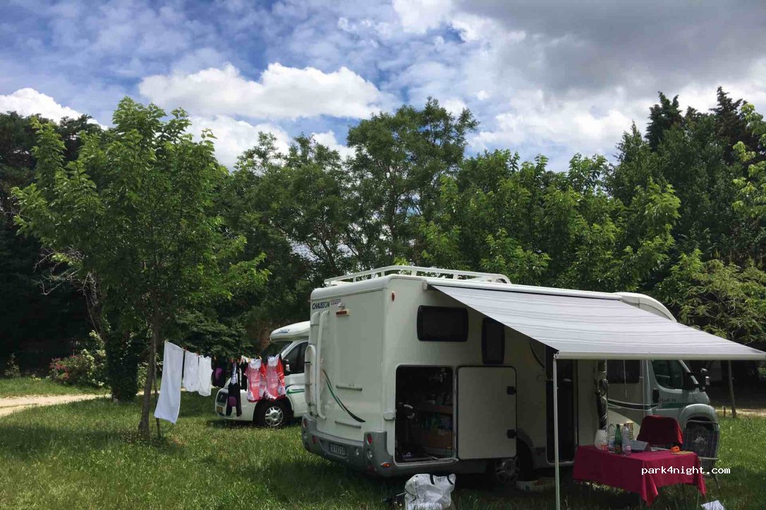 Camping "Lou Badareu**" — foto 2