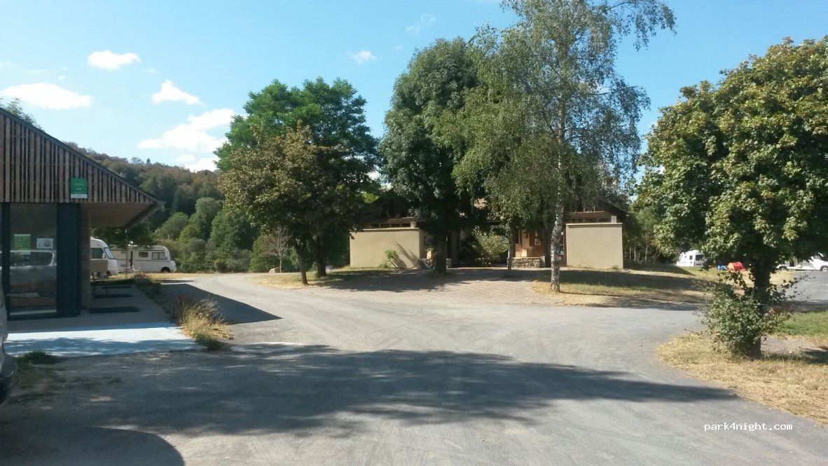 Camping Municipal de Nasbinals — foto