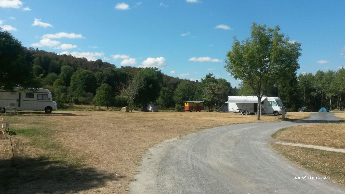 Camping Municipal de Nasbinals — foto 2