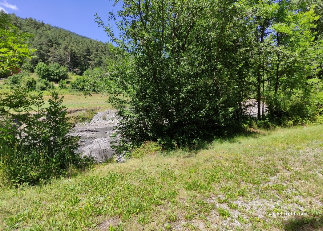 (04140) Le Vernet - Le Serre — foto 2
