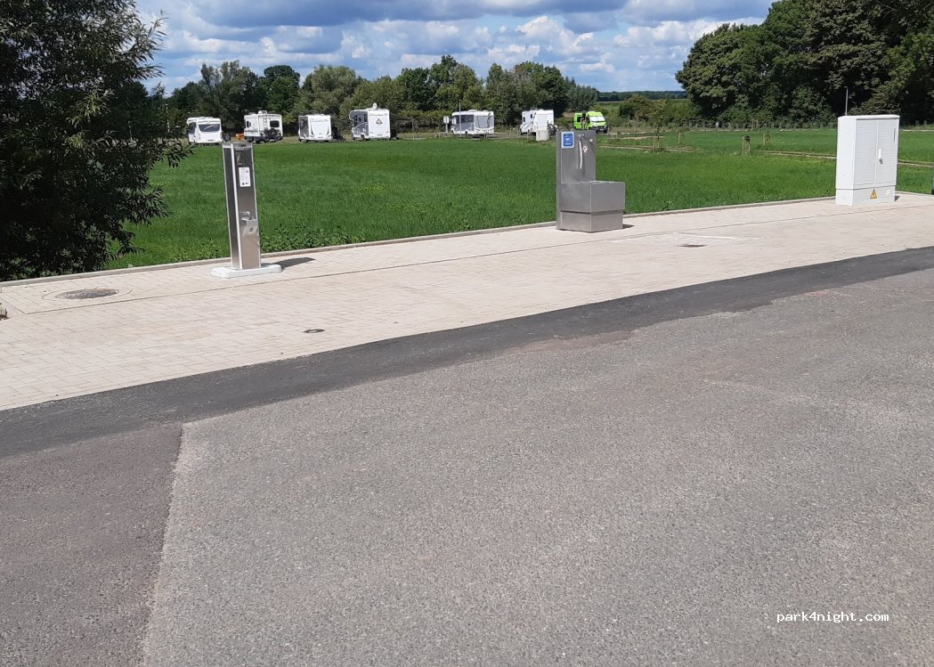 Wohnmobilstellplatz Landesbergen — foto