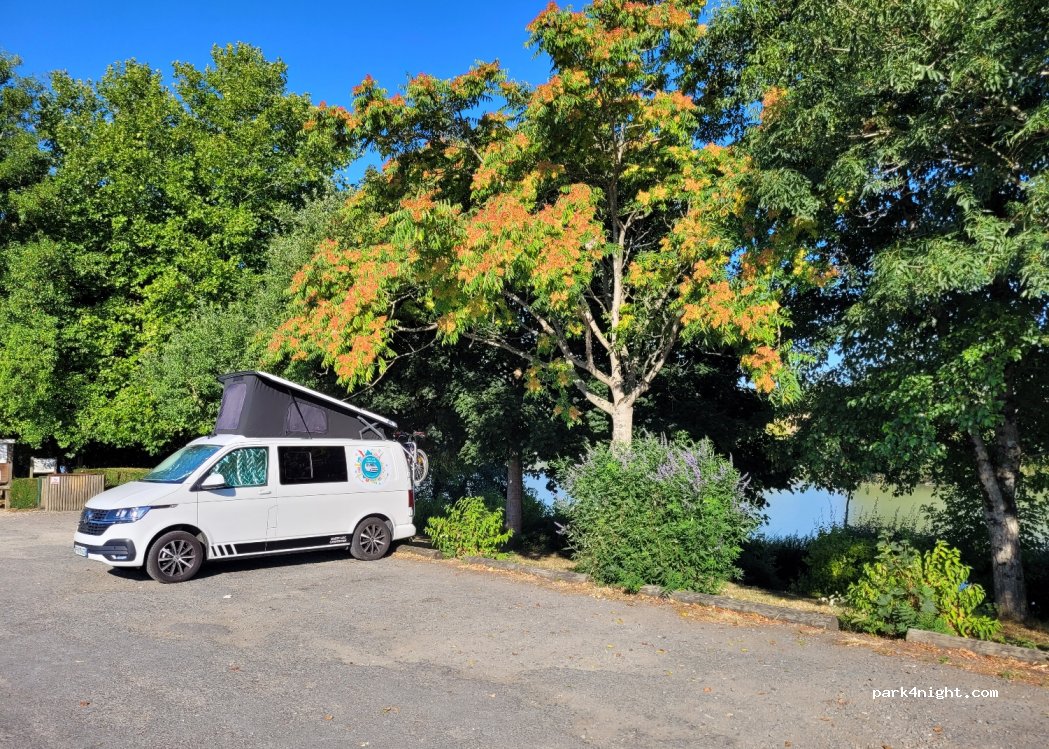 (37170) Chambray-lès-Tours - Av. de l'Hommelaie — foto