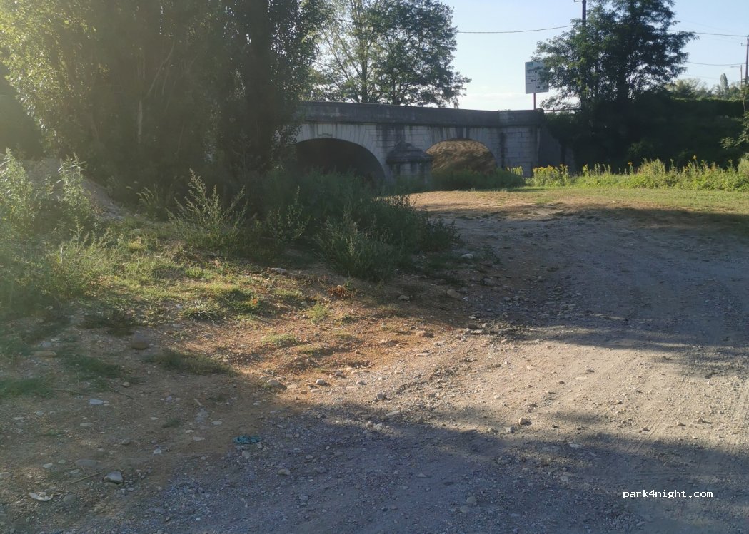 (38550) Auberives-sur-Varèze - 55 Rue Impériale — foto 2