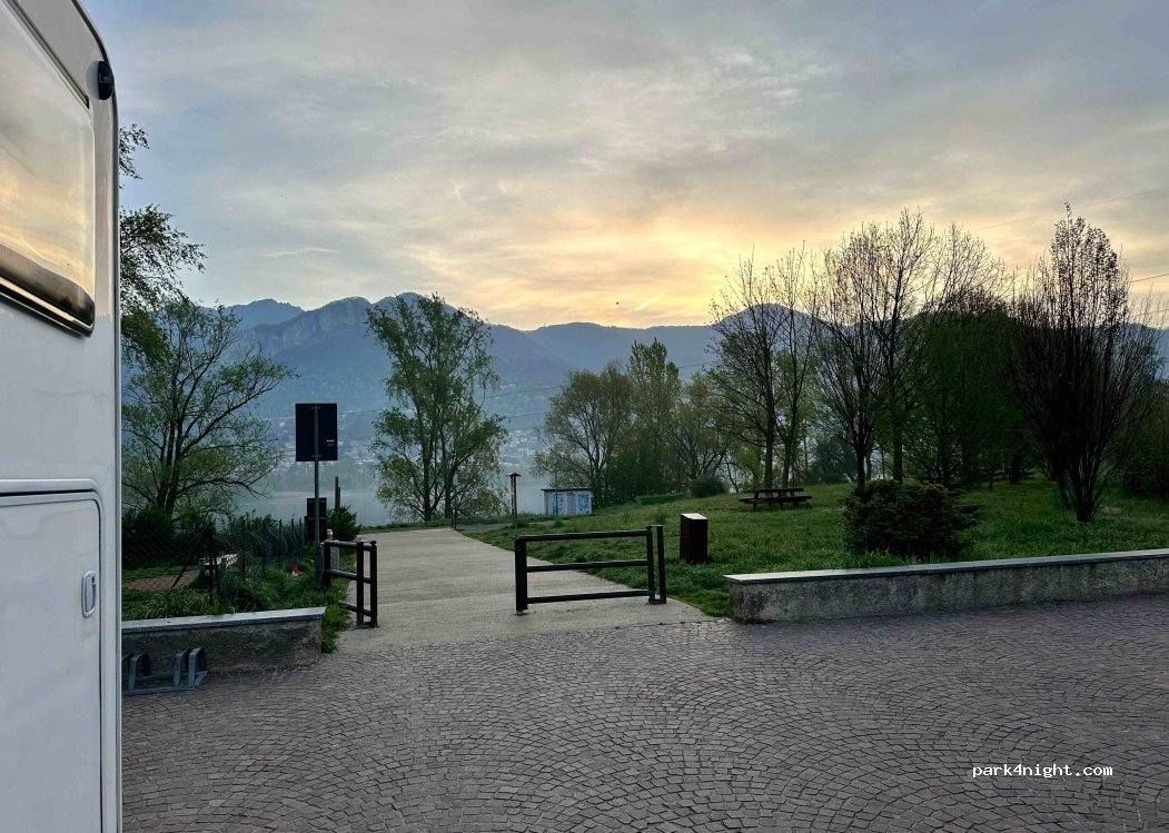 Area Sosta Camper Olginate — foto 4