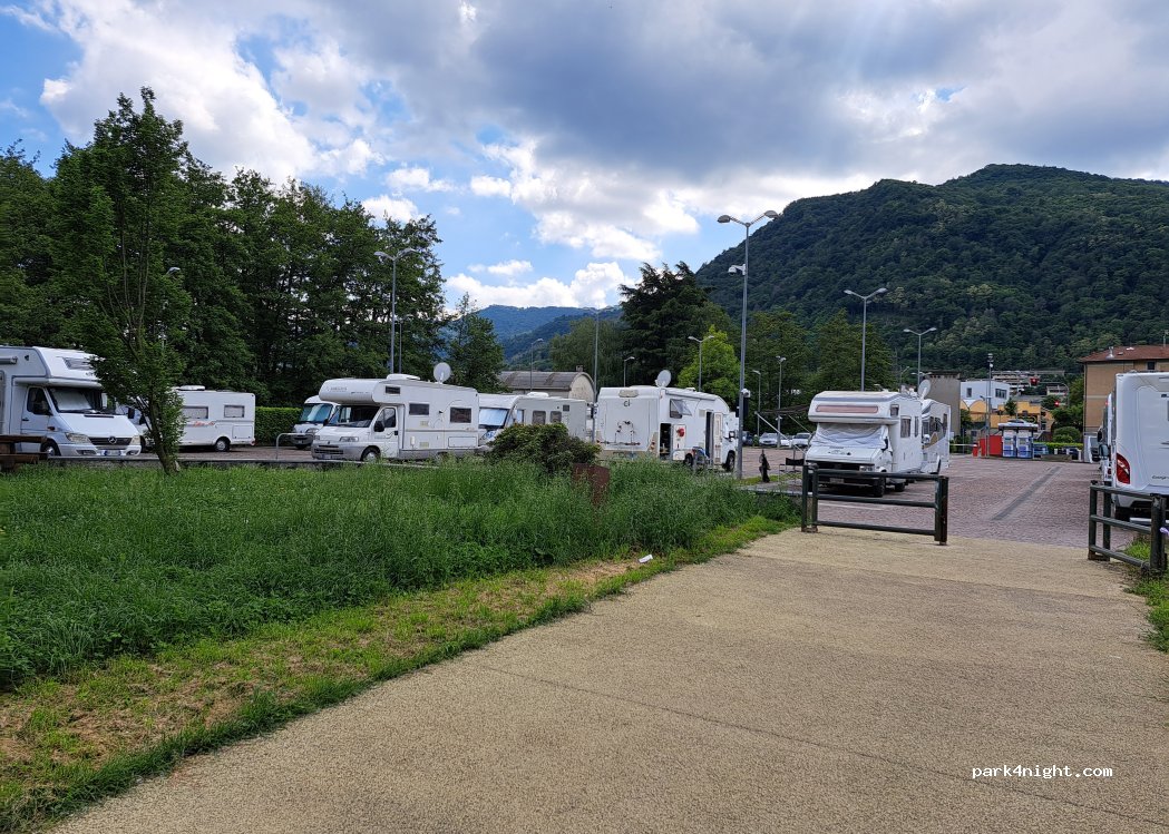 Area Sosta Camper Olginate — foto 5