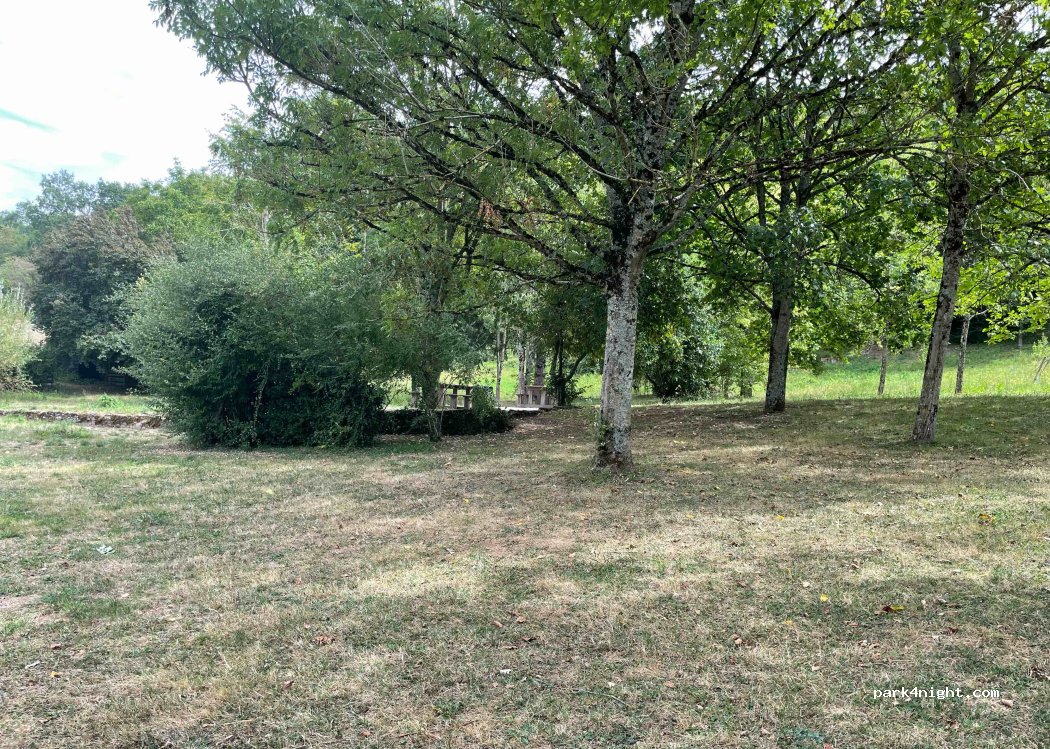 (01250) Tossiat - Aux Fournières — foto 2