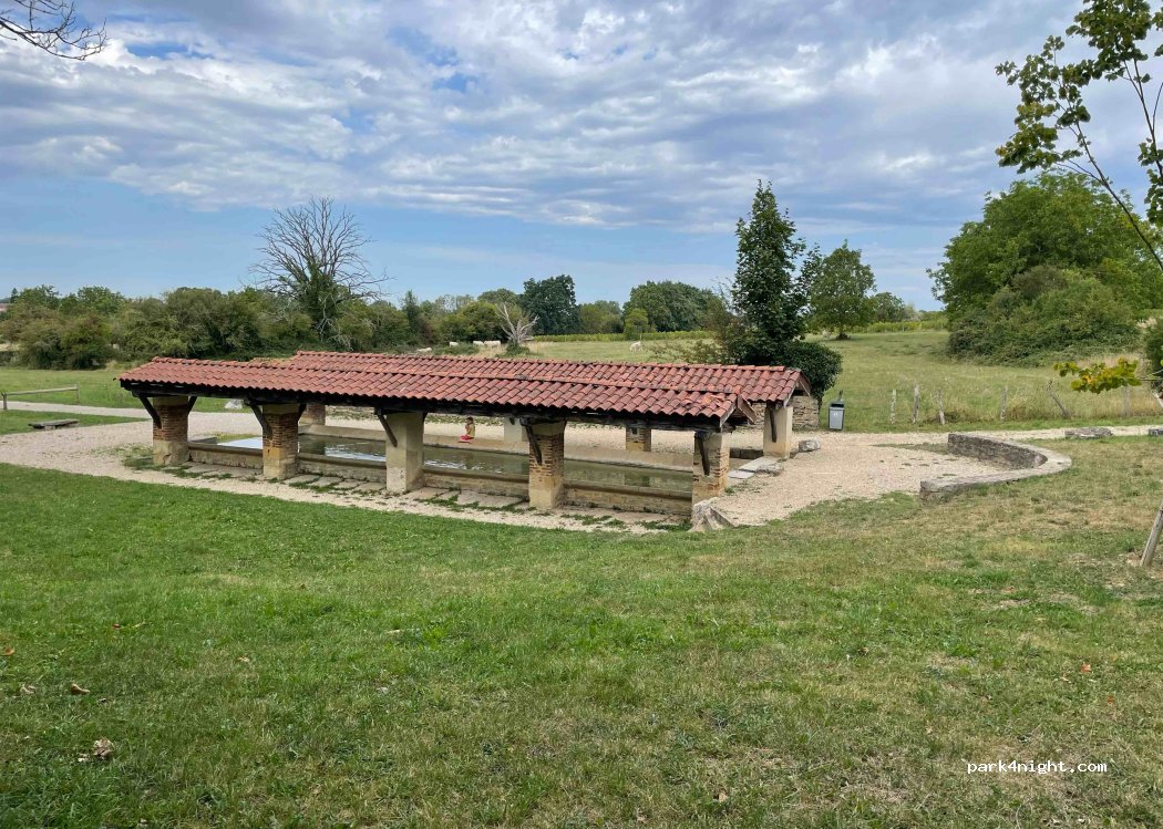 (01250) Tossiat - Aux Fournières — foto 3