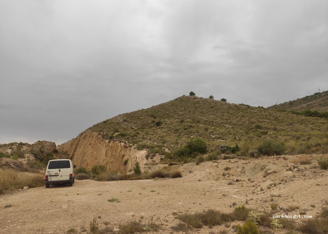 (02660) Caudete - Unnamed Road — foto