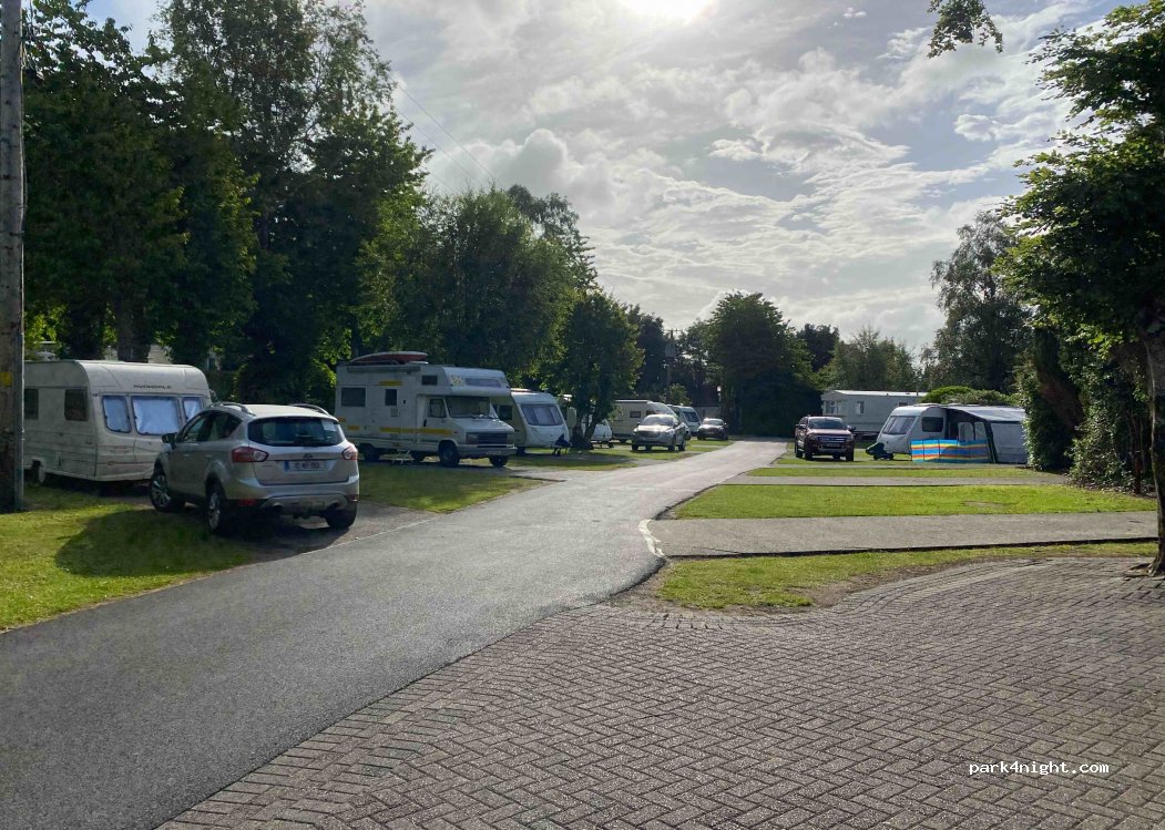 Fossa Caravan and Camping Park — foto 4