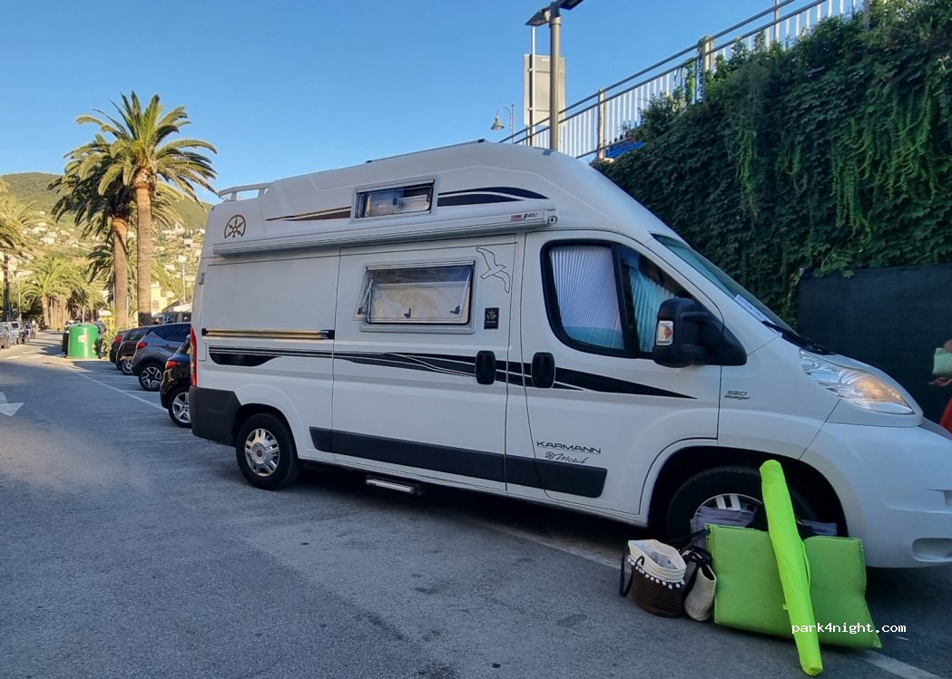 (16030) Moneglia - 74 Corso Libero Longhi — foto 2