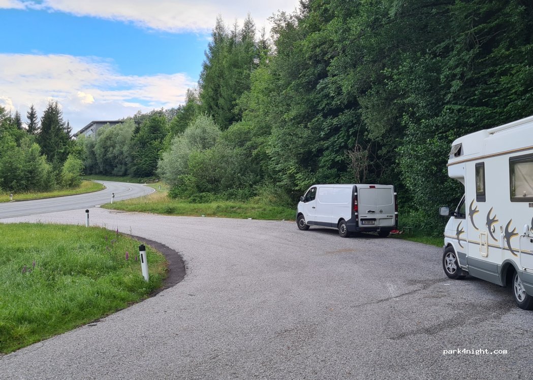 (5303) Thalgau - 24 Russenstraße — foto 2