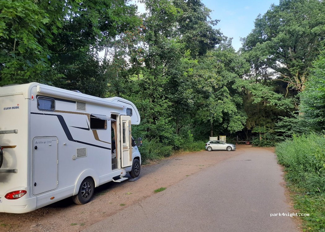 (54309) Newel - Unnamed Road — foto