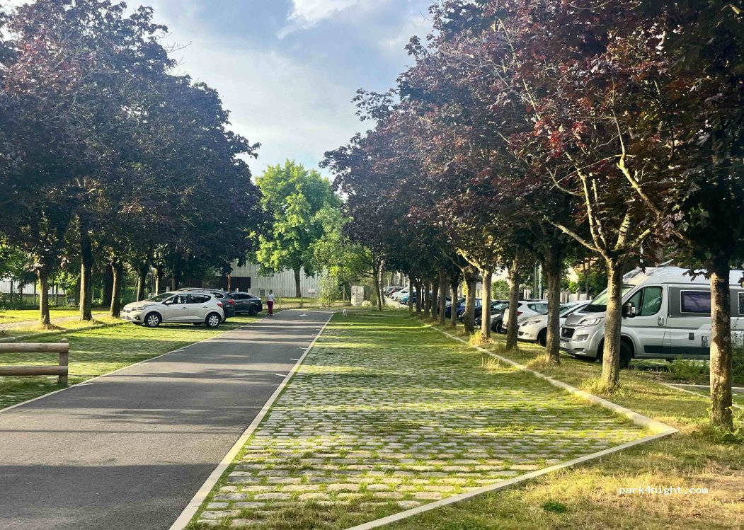 (93160) Noisy-le-Grand - 2 Rue du Vieux Moulin — foto 2