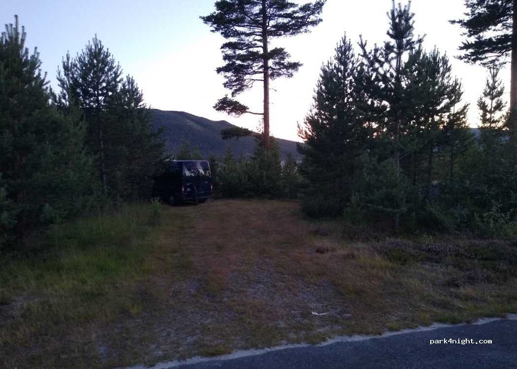 (3630) Rødberg - Tunhovdvegen — foto