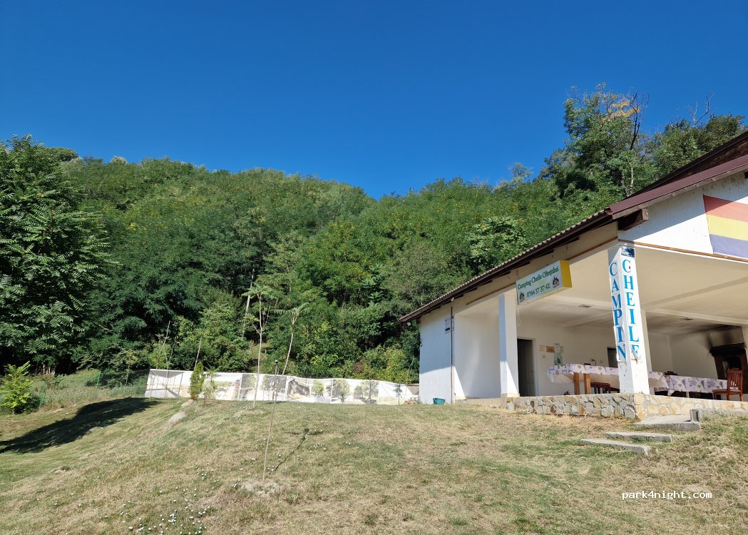 Parc Camping Rulote si Corturi — foto 5