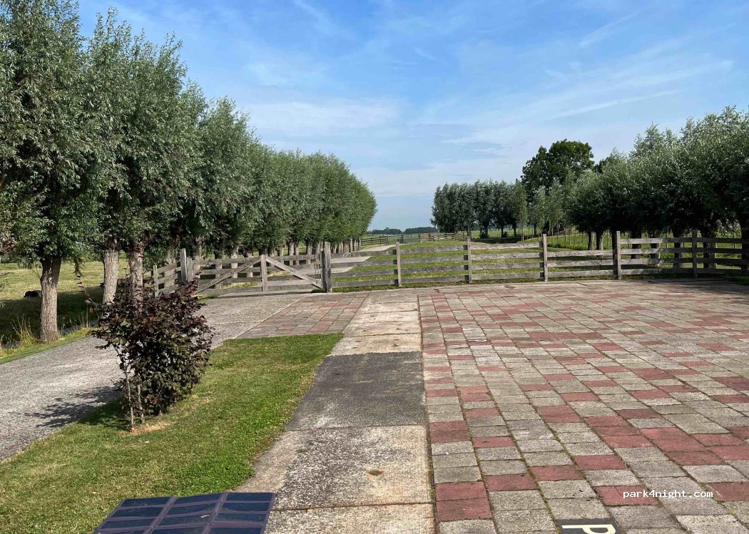 Camperplaats De Willige Waard — foto