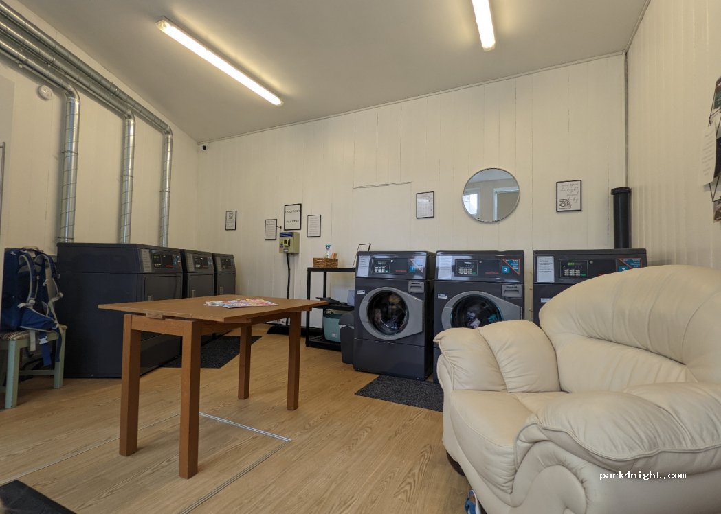 (EH44 6QH) Innerleithen - 18 Waverley Road — foto
