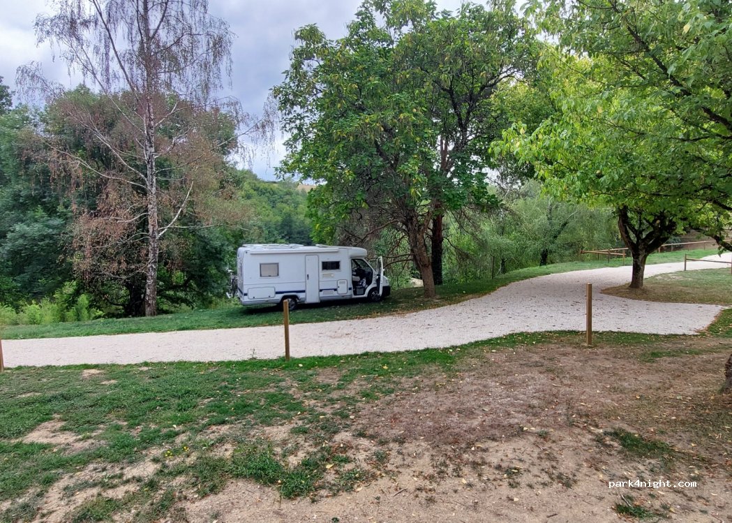 (12200) Morlhon-le-Haut - 700 Route du Lac — foto