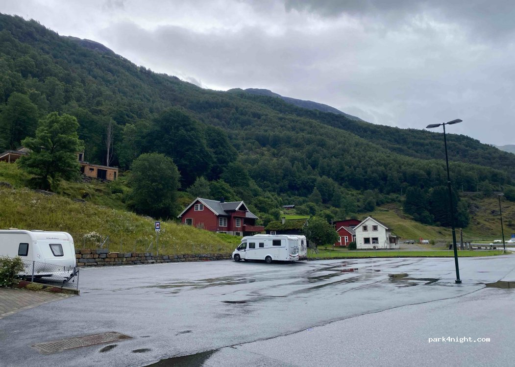 (5743) Flåm - 94 Flåmsdalsvegen — foto