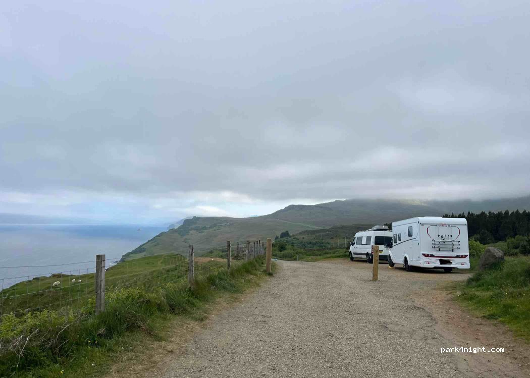 (IV51 9HX) Isle of Skye - A855 — foto 2