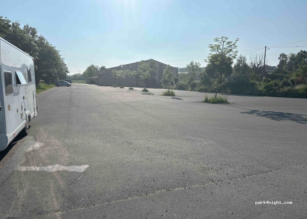 (49410) Le Mesnil-en-Vallée - 8 Rue des Echuettes — foto 4