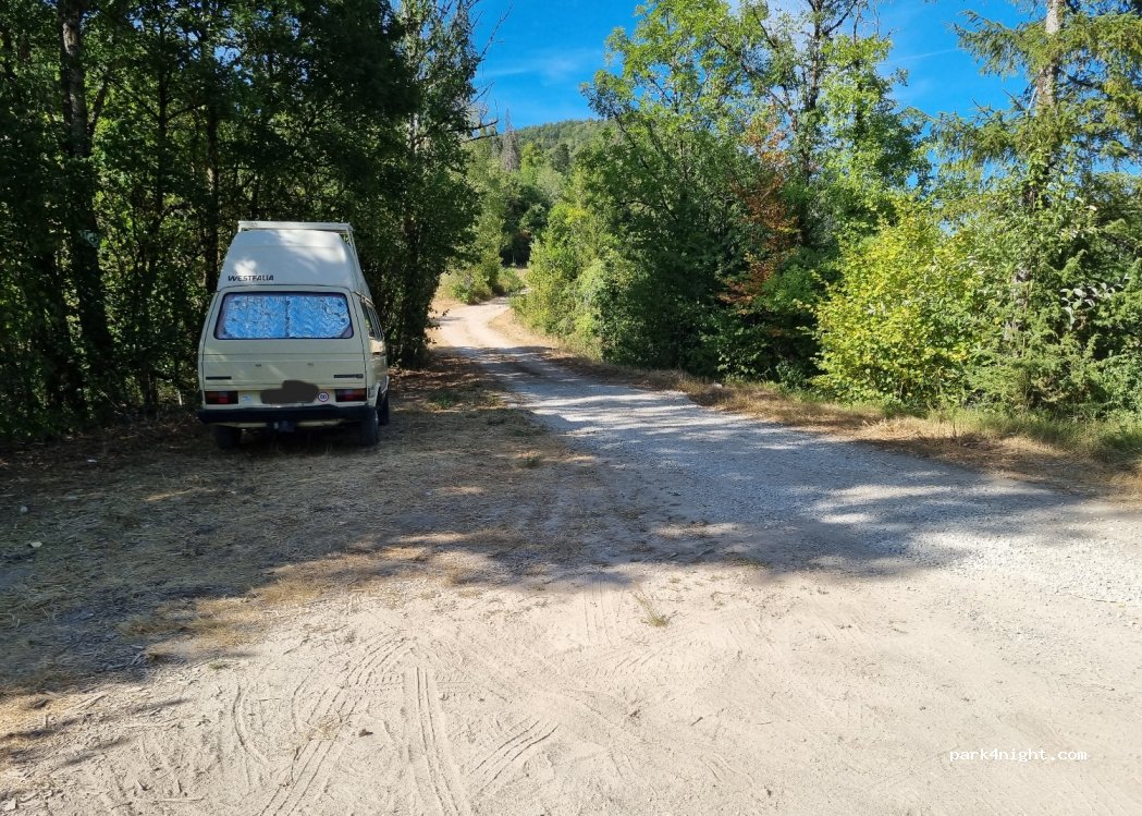 (39170) Ravilloles - Chemin du Barrage — foto