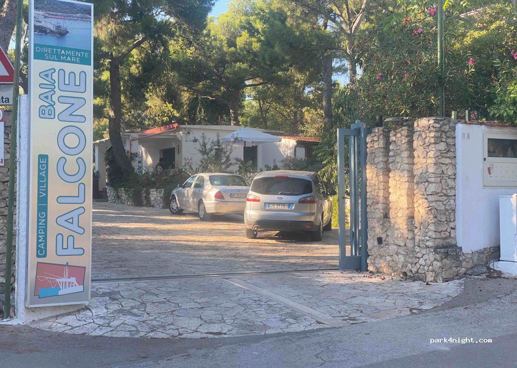 Camping Village Baia Falcone — foto 3