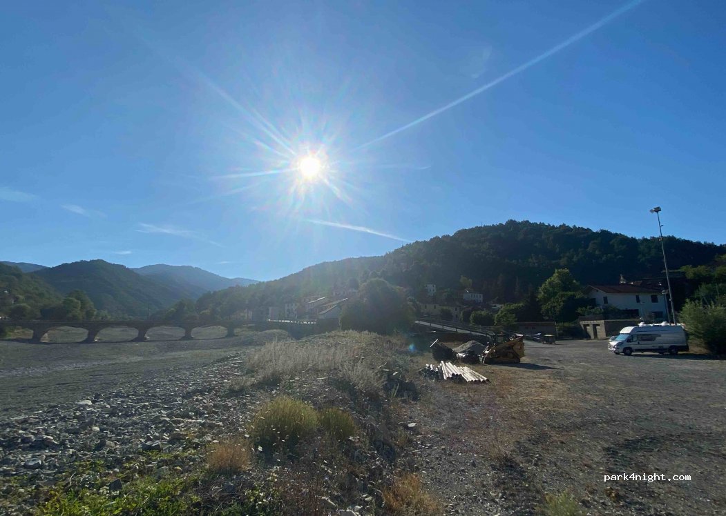 (16010) Vobbia - Via Vobbia — foto
