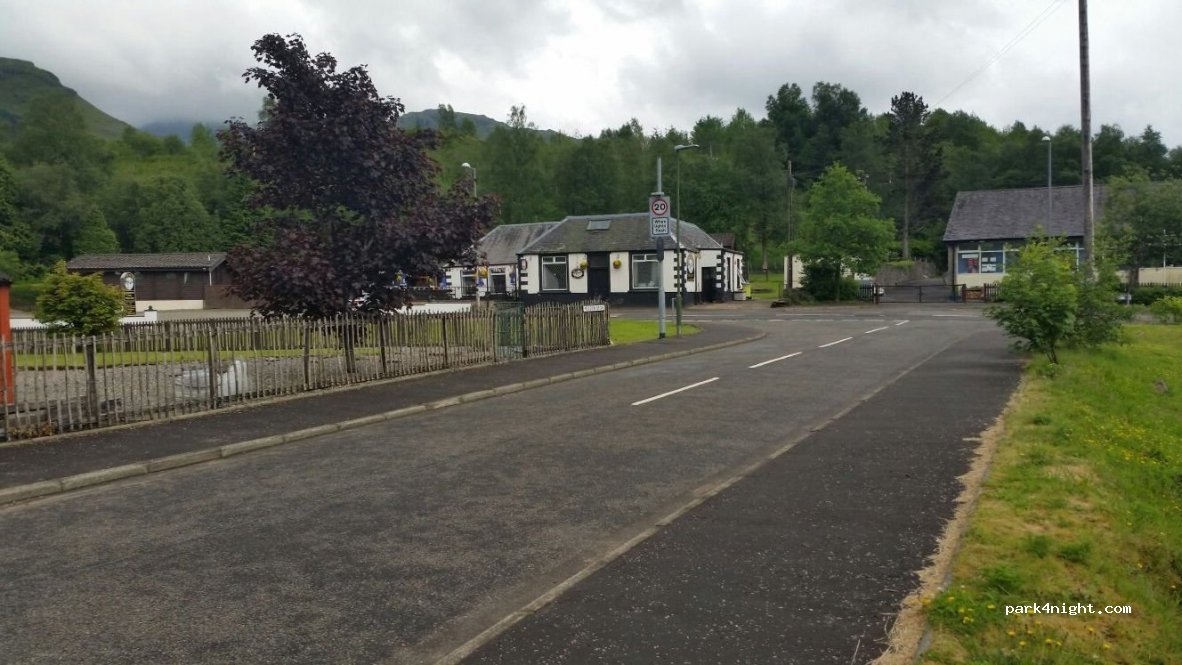(FK20 8QU) Crianlarich - 4 Meadow Grove — foto 2
