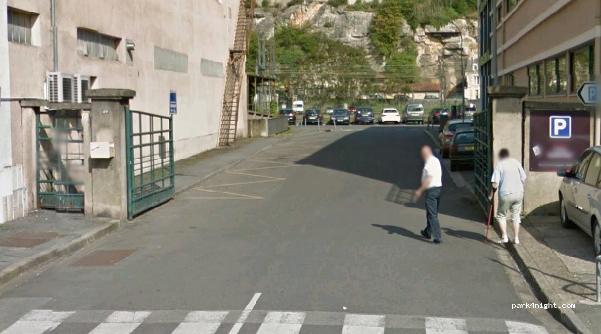 (86000) Poitiers - 18 Boulevard du Grand Cerf — foto