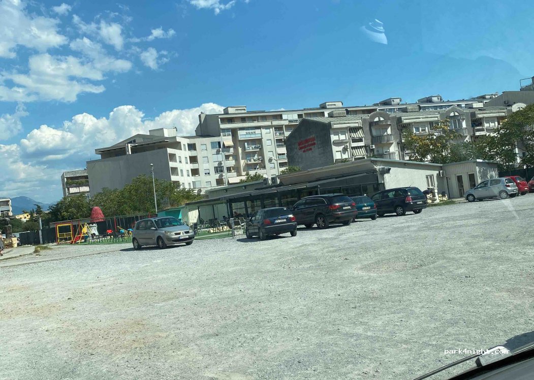 (81000) Podgorica - 3 Bulevar Džordža Vašingtona — foto