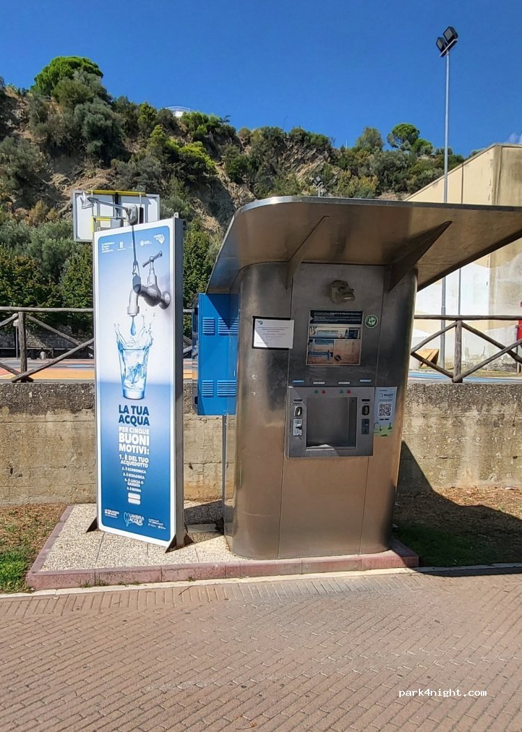 (06065) Passignano sul Trasimeno - Piazzale Eduardo Acton, 3 — foto 4
