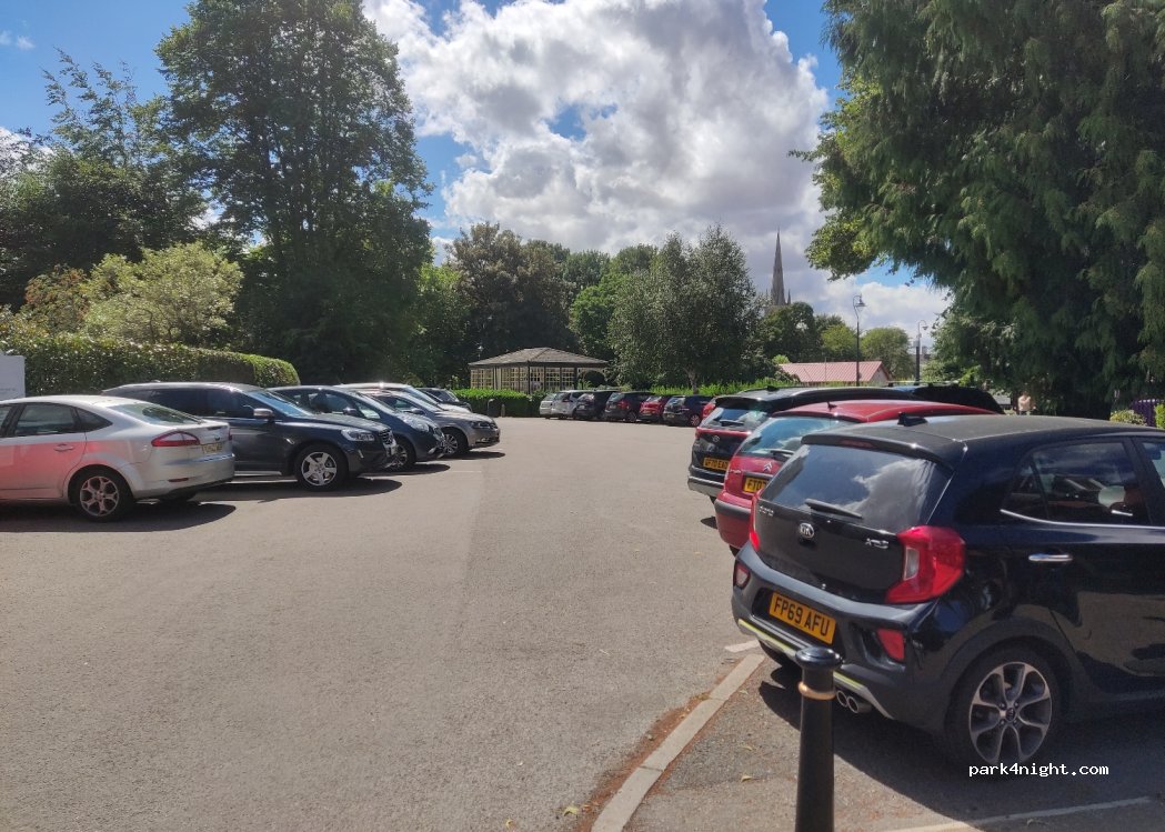 (NG31 9BB) Grantham - 6 Hill Avenue — foto