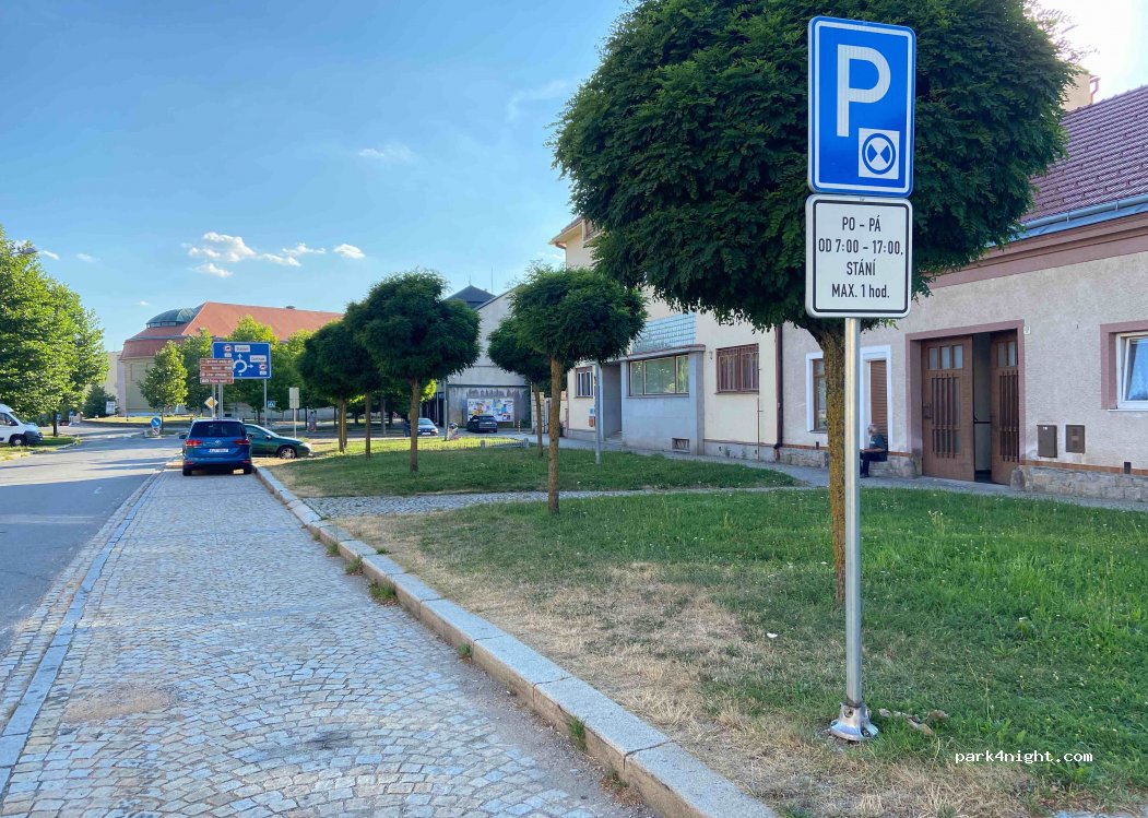 (588 56) Telč - Staňkova — foto