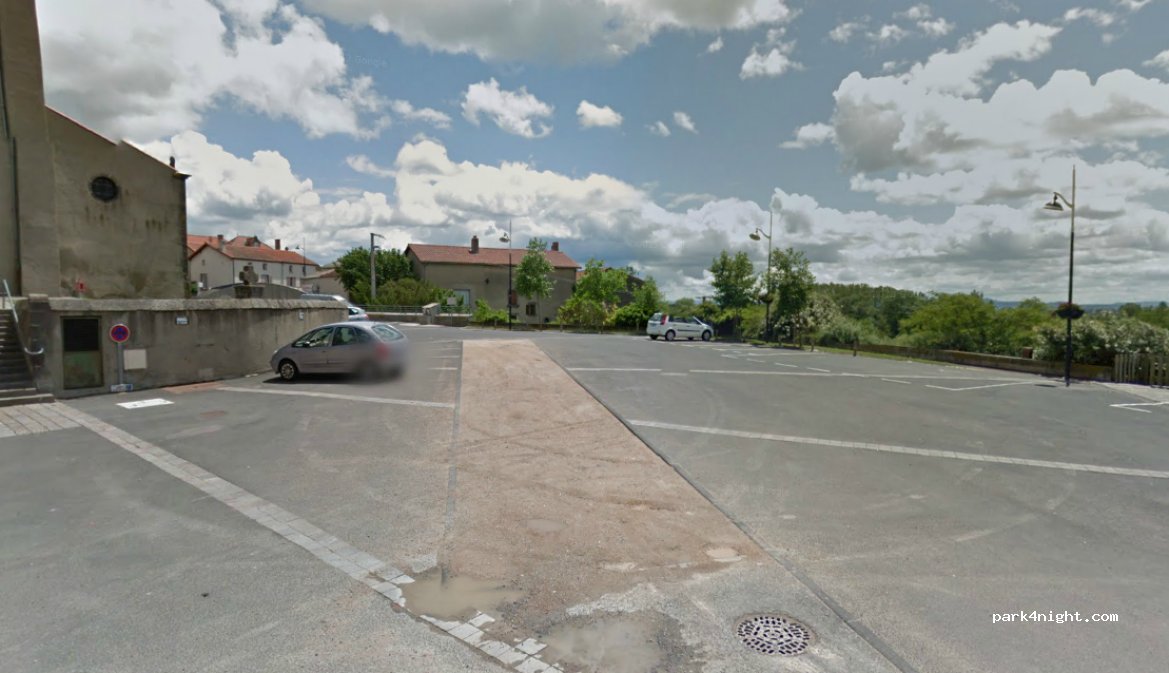 (63200) Saint-Bonnet-près-Riom - 1-3 Place de la Liberté — foto