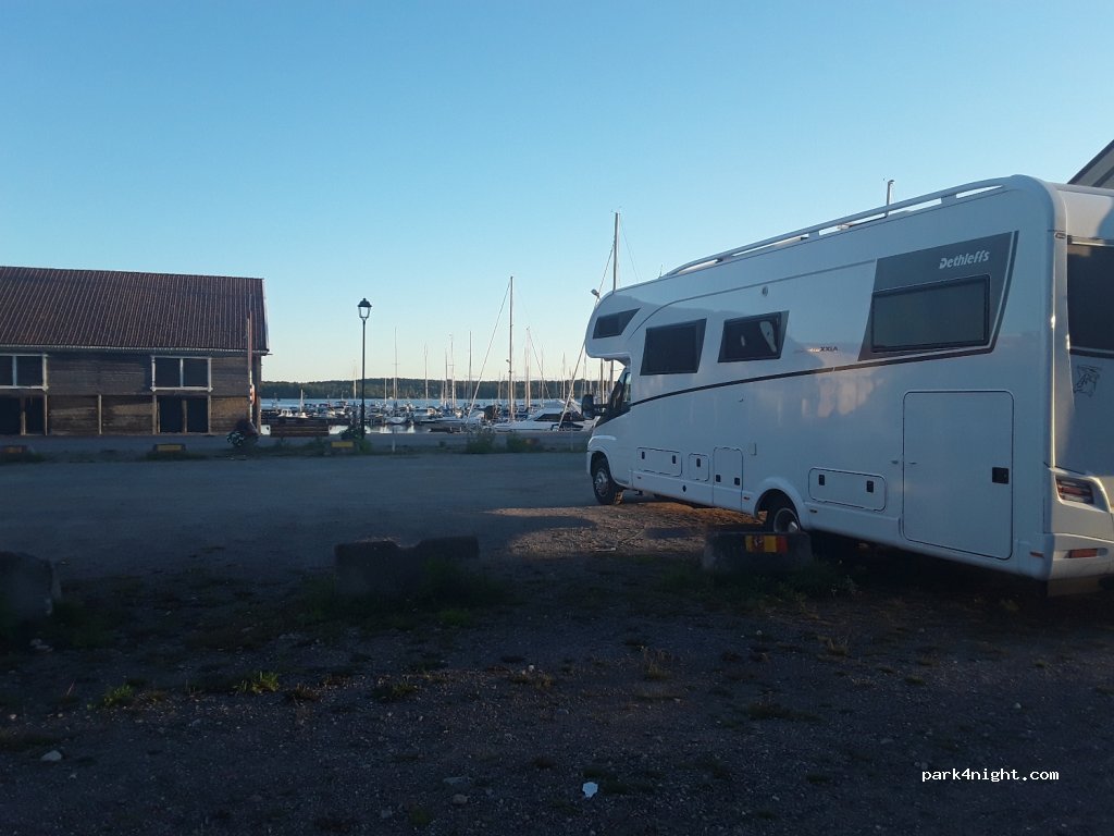 (824 50) Hudiksvall - 2D Sjögatan — foto 2
