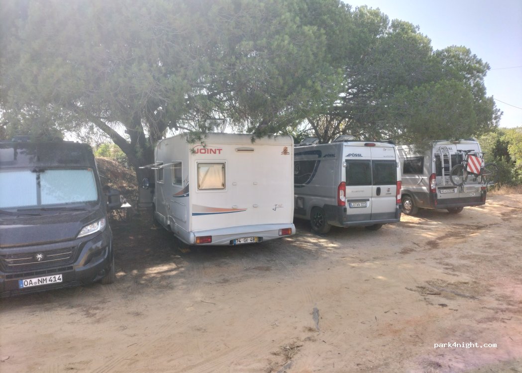 (8200) Albufeira - 12 Caminho da Praia Grande — foto 2