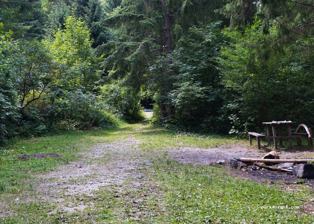 (407366) Măguri - — foto