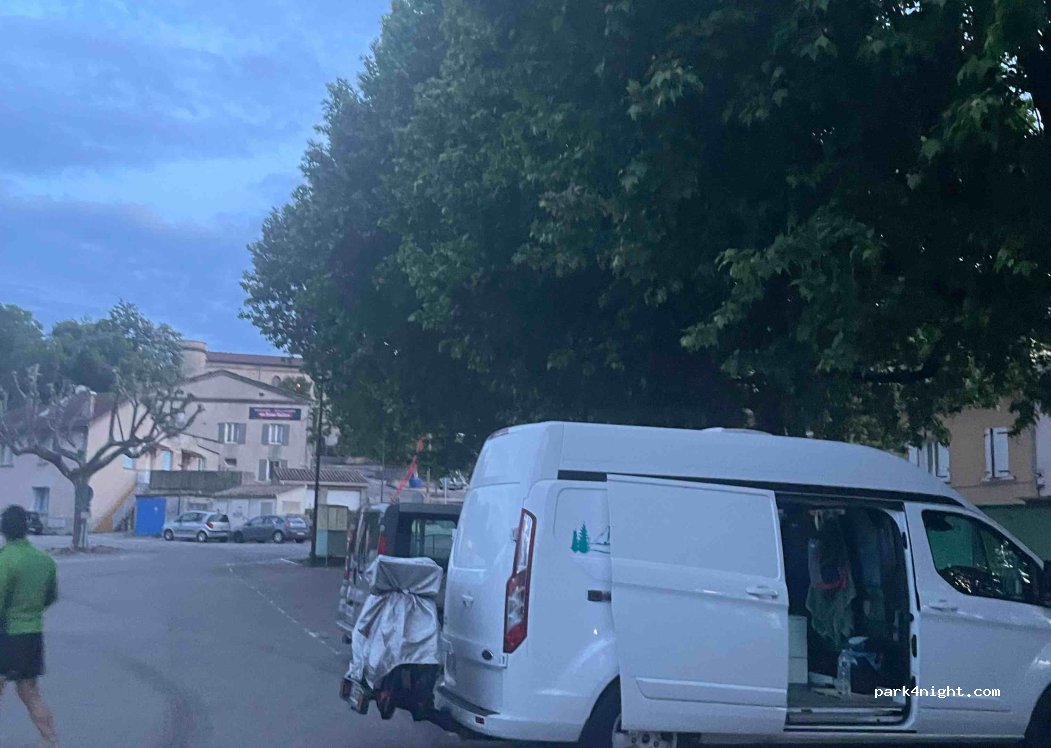 (26800) Beauvallon - 2 Le Château — foto 3