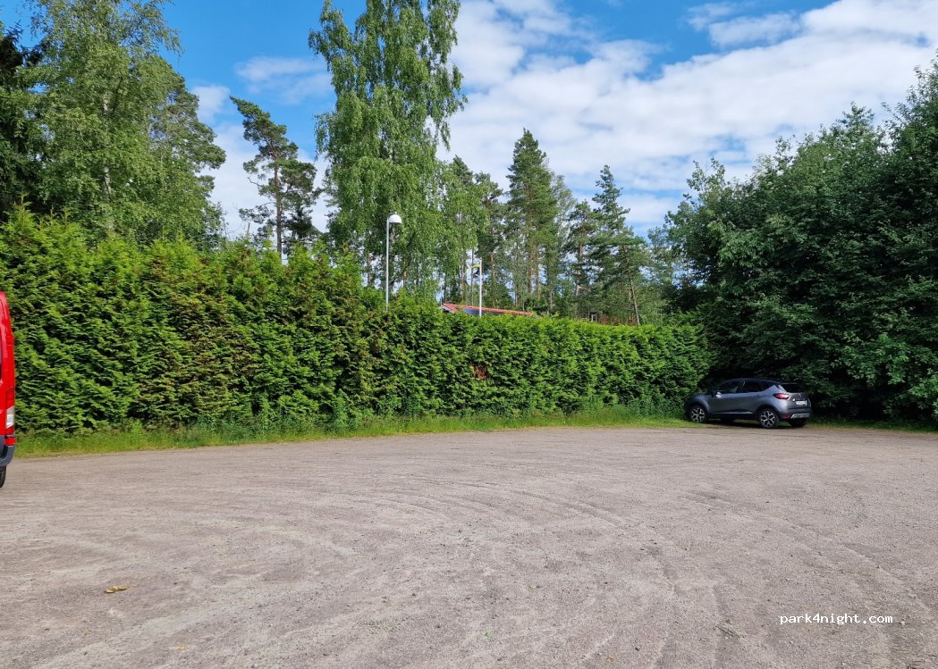(681 52) Kristinehamn - 165 Vålösundsvägen — foto 2
