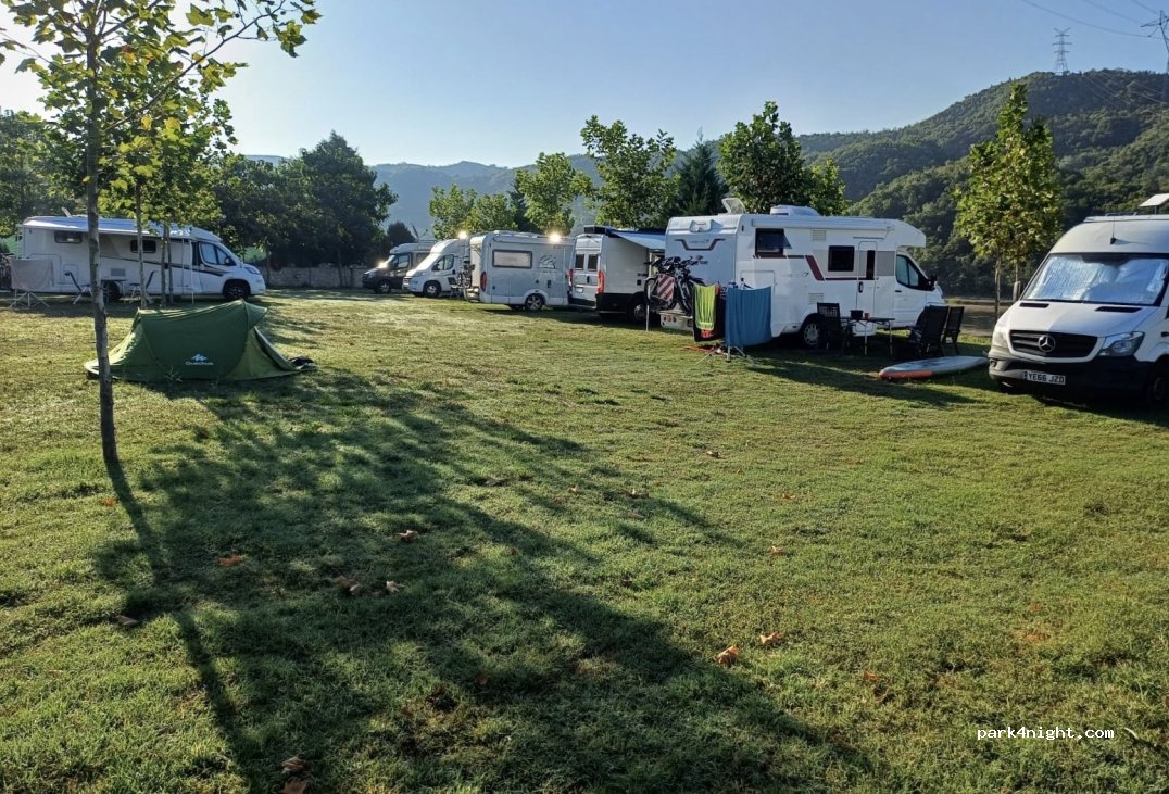 Camping Tirana — foto