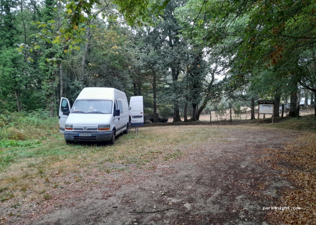 (37380) Crotelles - 1 La Racinière — foto