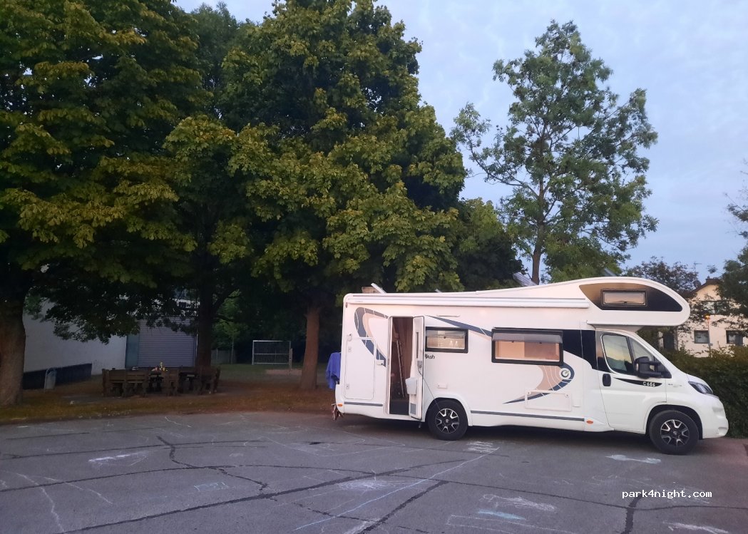 (50321) Brühl - 24 Unter Eschen — foto