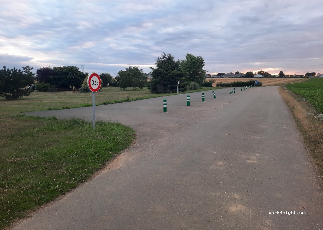 (28310) Poinville - Chemin de la Maison Neuve — foto 3